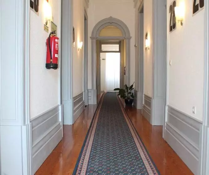 هتل Senhor De Matosinhos