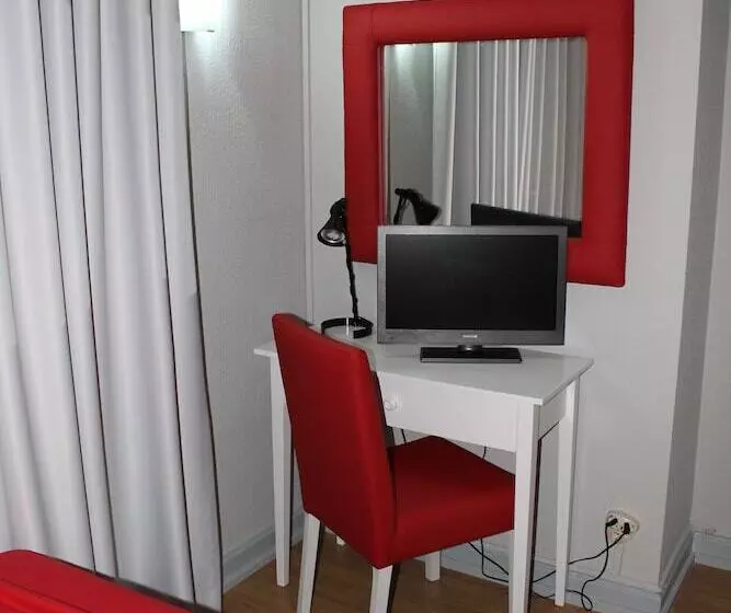 هتل Senhor De Matosinhos