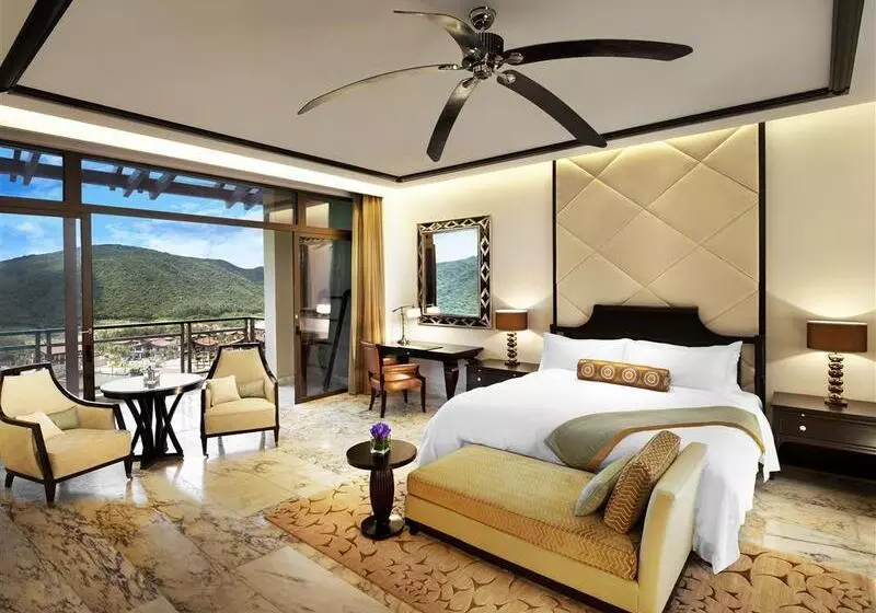 Hotel The St. Regis Sanya Yalong Bay Resort