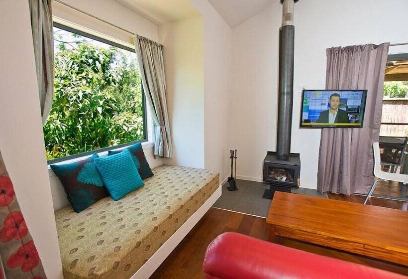 호텔 Witches Falls Cottages