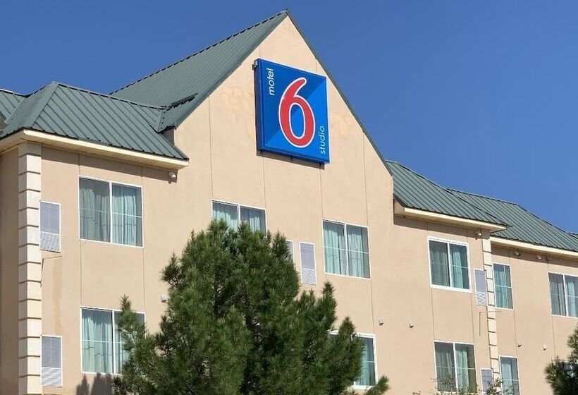 فندق Hawthorn Extended Stay By Wyndham Hobbs