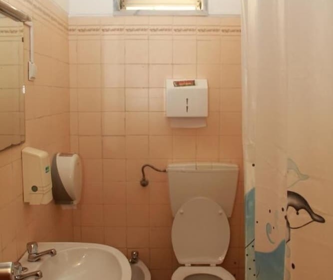 پانسیون Pensao Residencial Flor Dos Cavaleiros