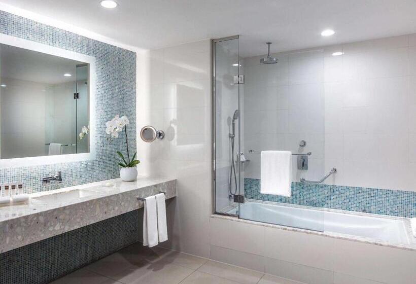 Отель Swissôtel Living Al Ghurair Dubai