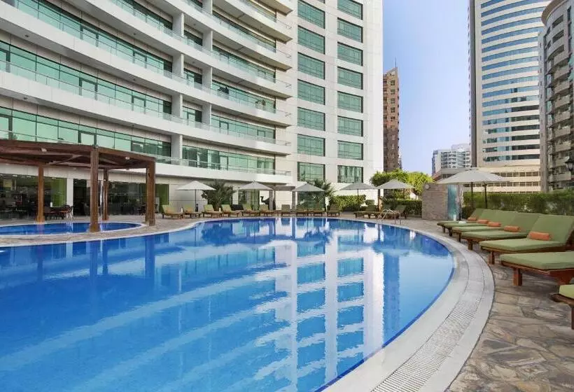 Time Oak Hotel & Suites