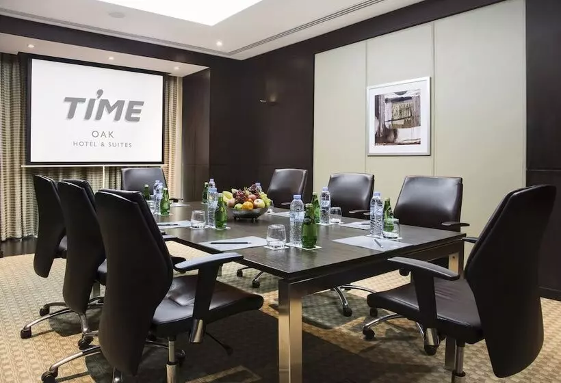 Time Oak Hotel & Suites