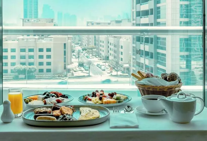 Time Oak Hotel & Suites