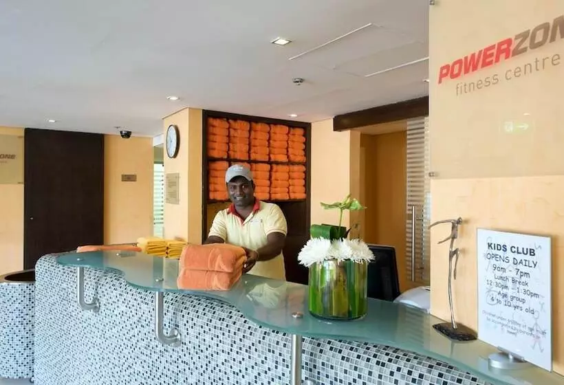 Time Oak Hotel & Suites