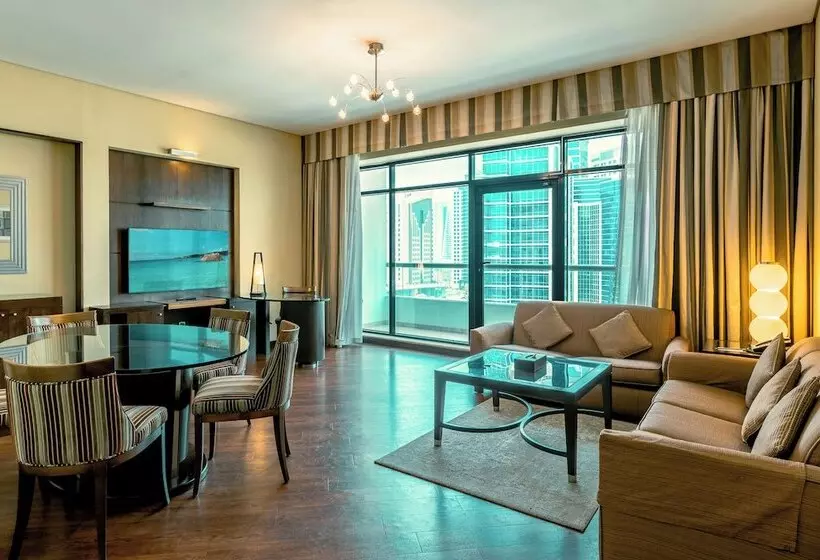 Time Oak Hotel & Suites