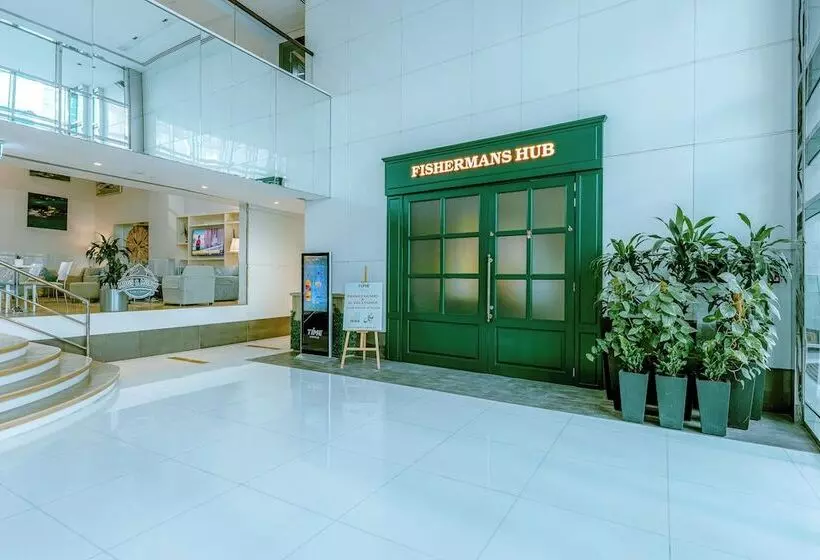 Time Oak Hotel & Suites