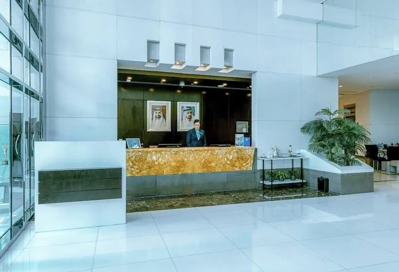 Time Oak Hotel & Suites