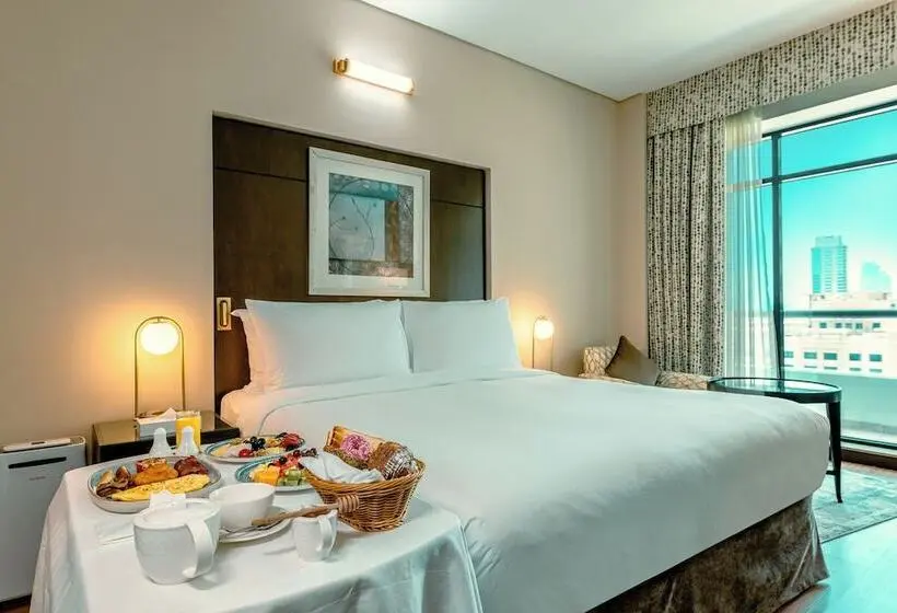 Time Oak Hotel & Suites