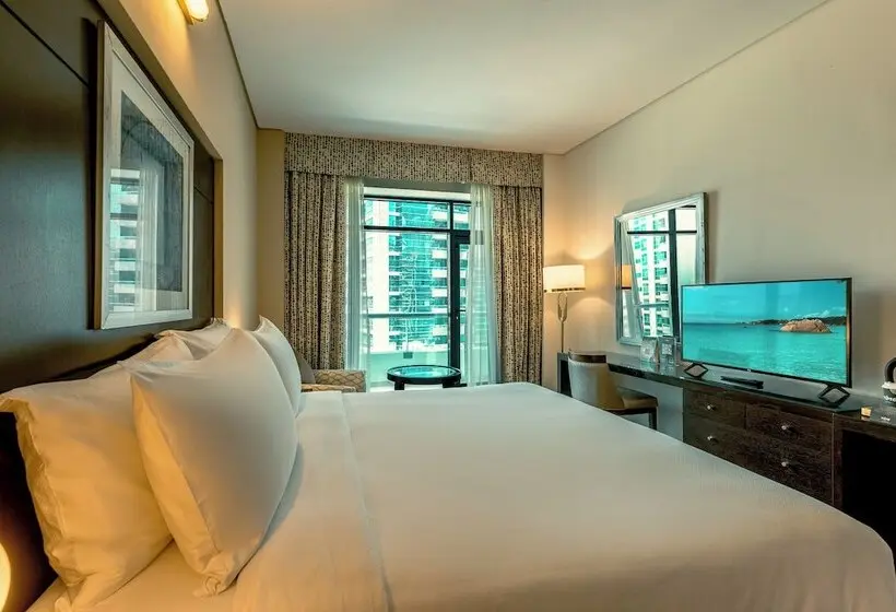 Time Oak Hotel & Suites