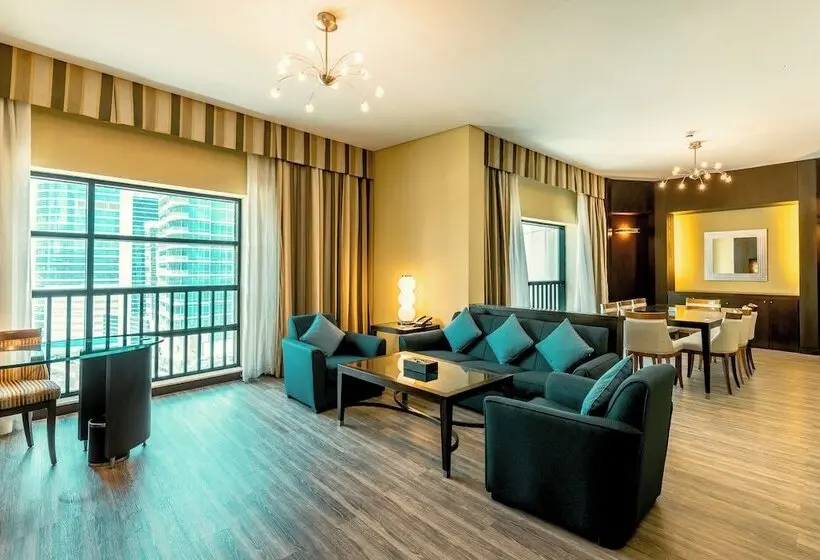 Time Oak Hotel & Suites