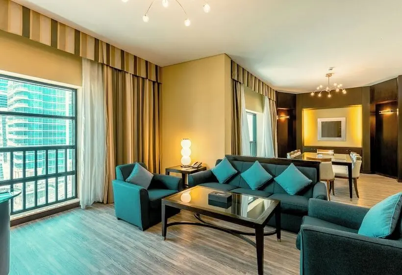 Time Oak Hotel & Suites