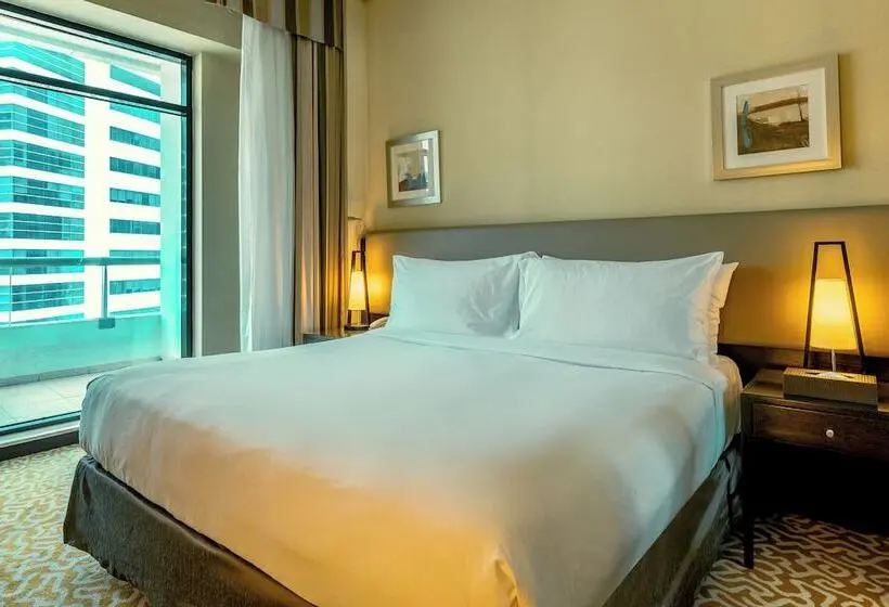 Time Oak Hotel & Suites