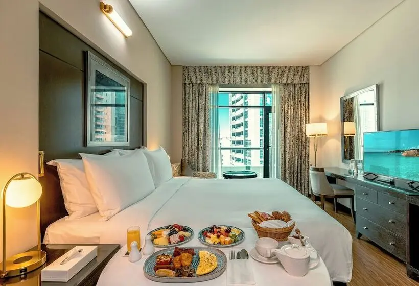 Time Oak Hotel & Suites