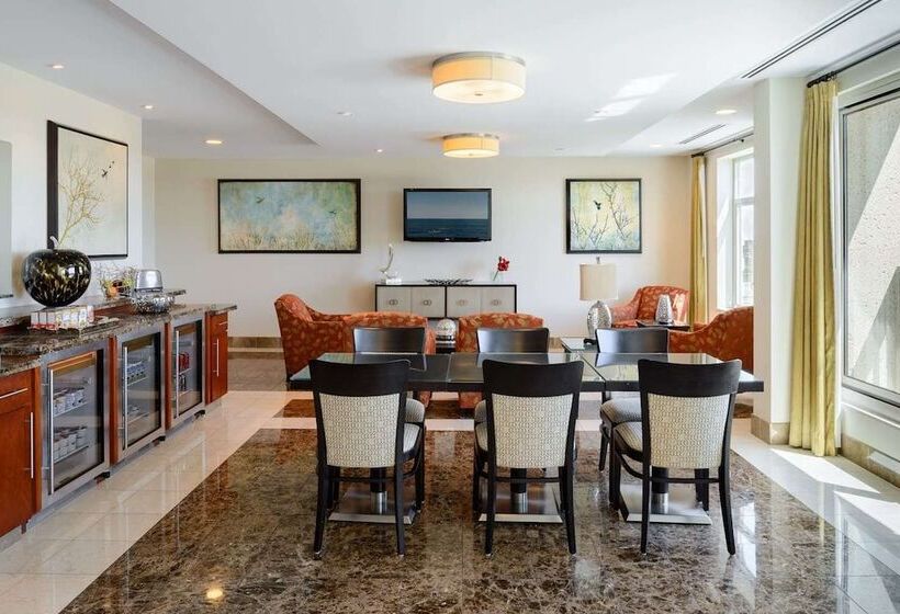 Broadway Plaza, Trademark Collection By Wyndham