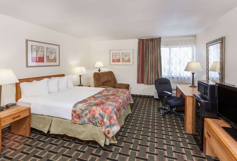 فندق Baymont By Wyndham Decatur