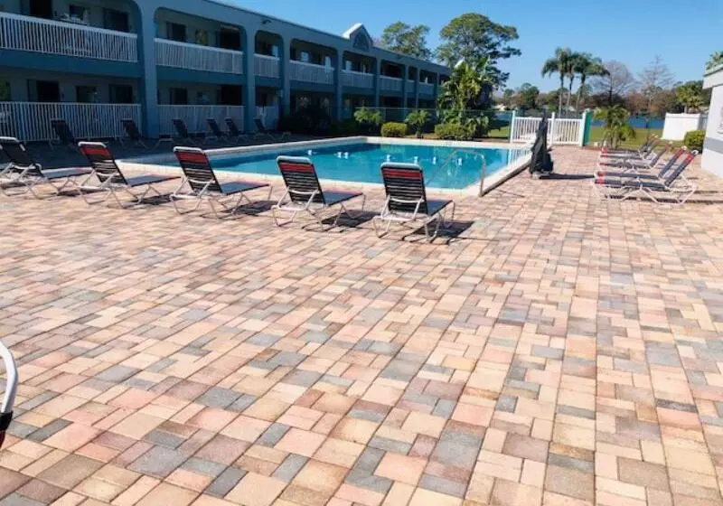 فندق Budget Inn Sanford International Airport