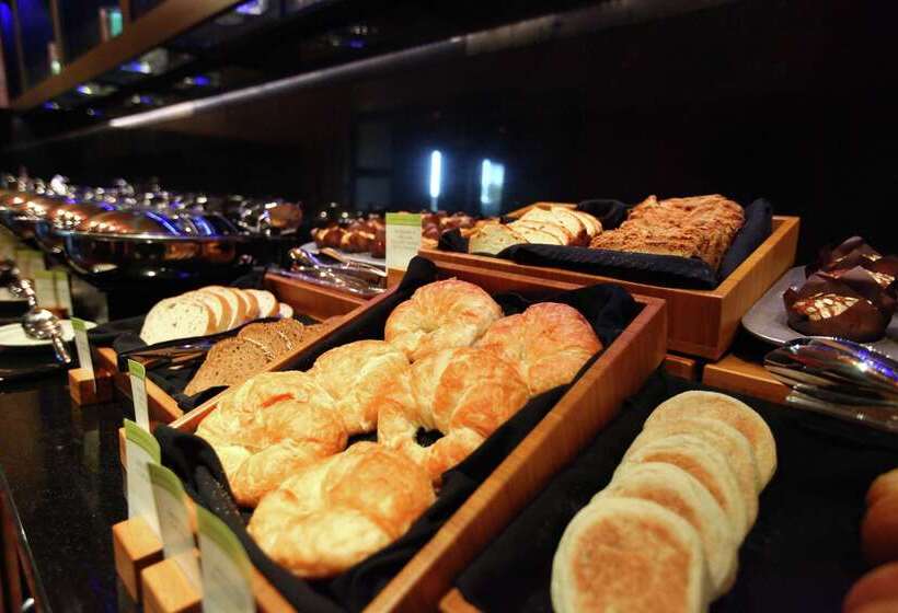 ホテル Hilton Garden Inn Des Moines Airport