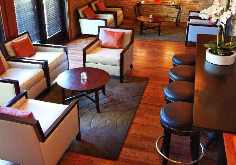 ホテル Hilton Garden Inn Des Moines Airport