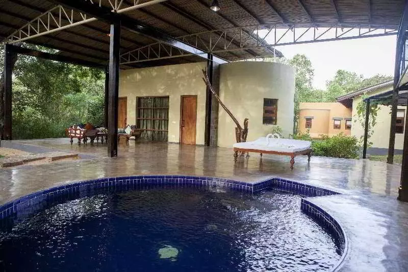 فندق The Elephant Corridor