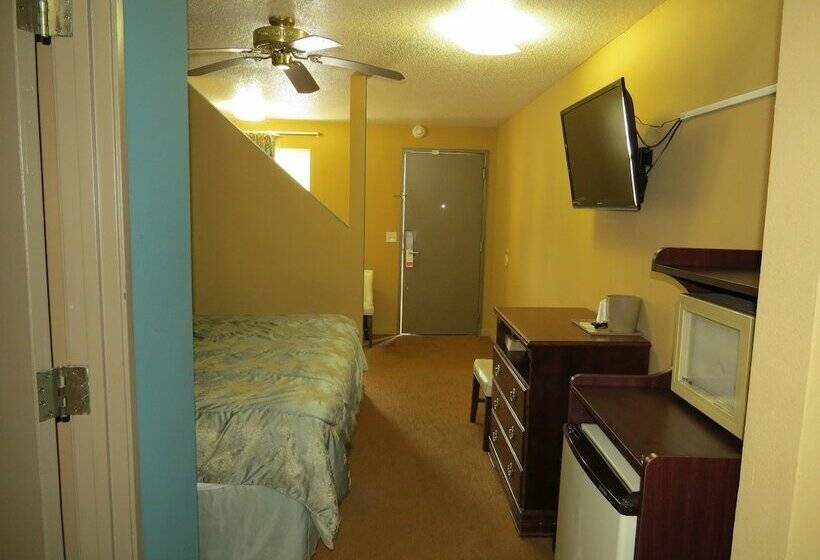 호텔 First Western Inn Caseyville