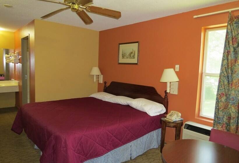 호텔 First Western Inn Caseyville