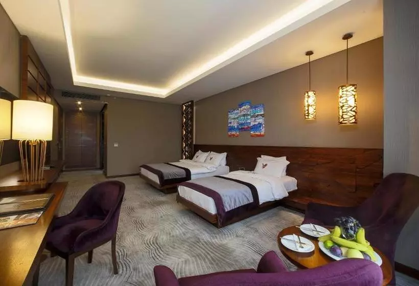 Hotelli Gold Majesty