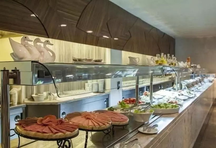 Hotelli Gold Majesty