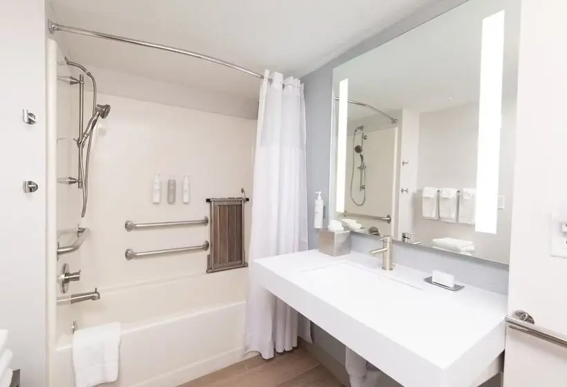 Hotelli Hilton Garden Inn Des Moines Airport