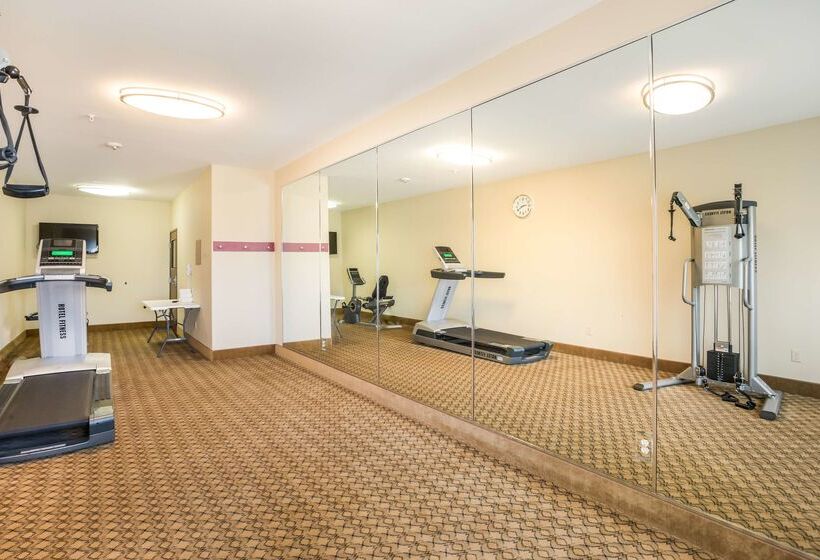 בית מלון כפרי Knights Inn Bunkie