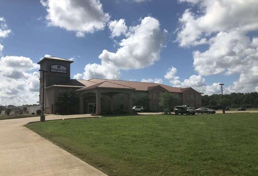 בית מלון כפרי Knights Inn Bunkie