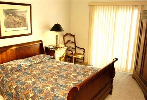 酒店 Knights Inn Lodge Resort Forest City