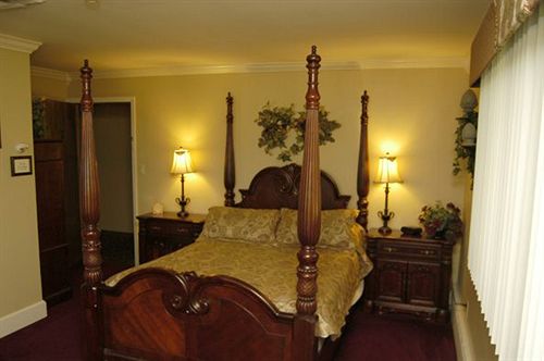 酒店 Knights Inn Lodge Resort Forest City