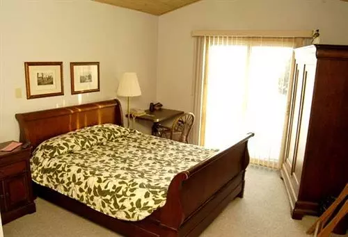 호텔 Knights Inn Lodge Resort Forest City