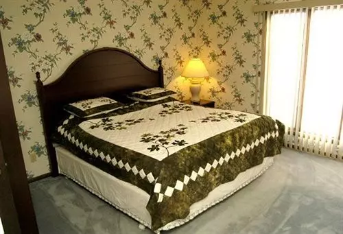 호텔 Knights Inn Lodge Resort Forest City