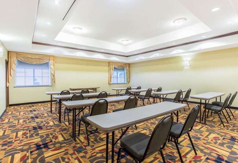 فندق La Quinta By Wyndham Ennis