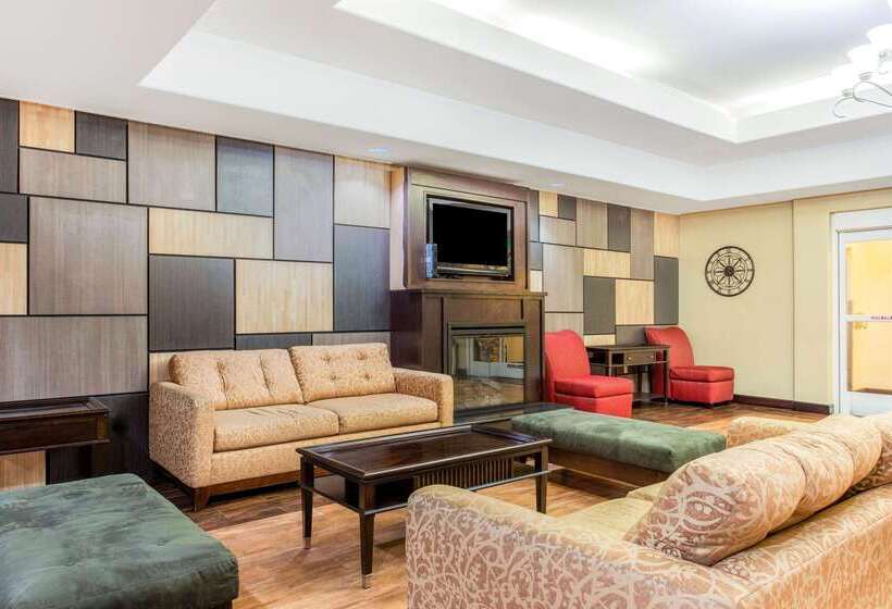 فندق La Quinta By Wyndham Ennis