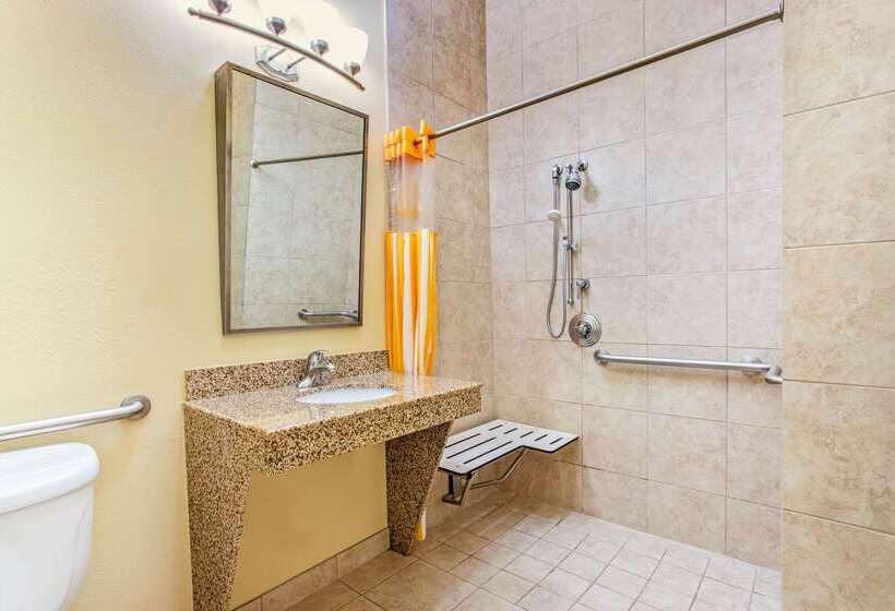 فندق La Quinta By Wyndham Ennis