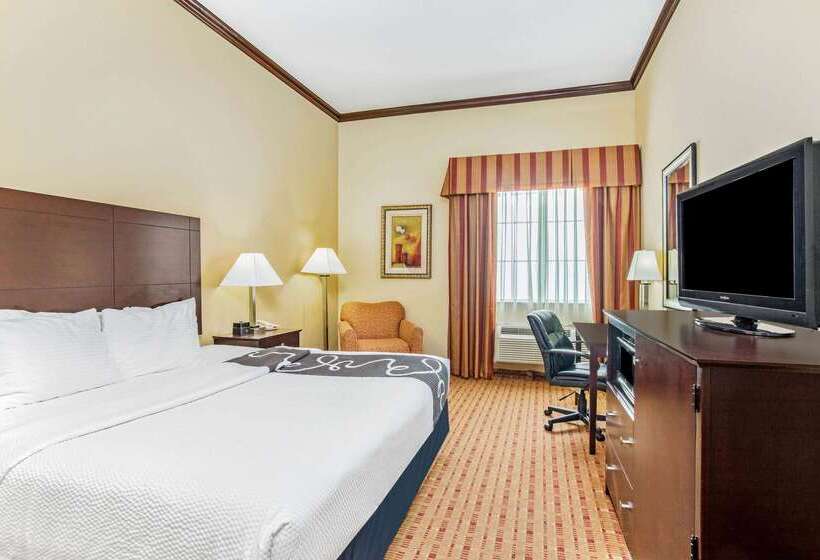 فندق La Quinta By Wyndham Ennis