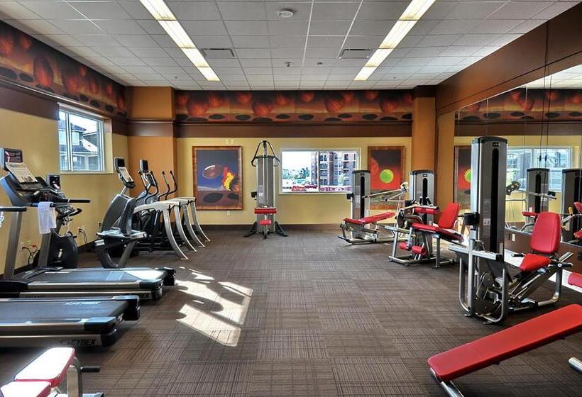 Overton Hotel And Conference Center