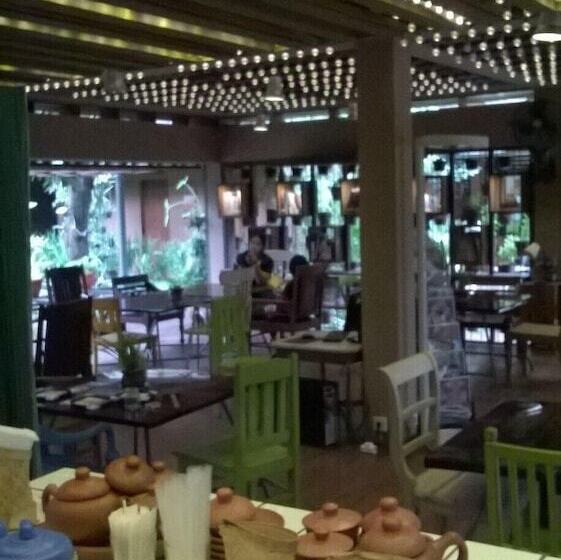 בית מלון כפרי Rumah Turi Eco Boutique