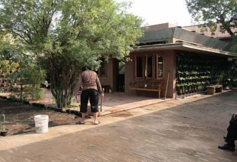 בית מלון כפרי Rumah Turi Eco Boutique