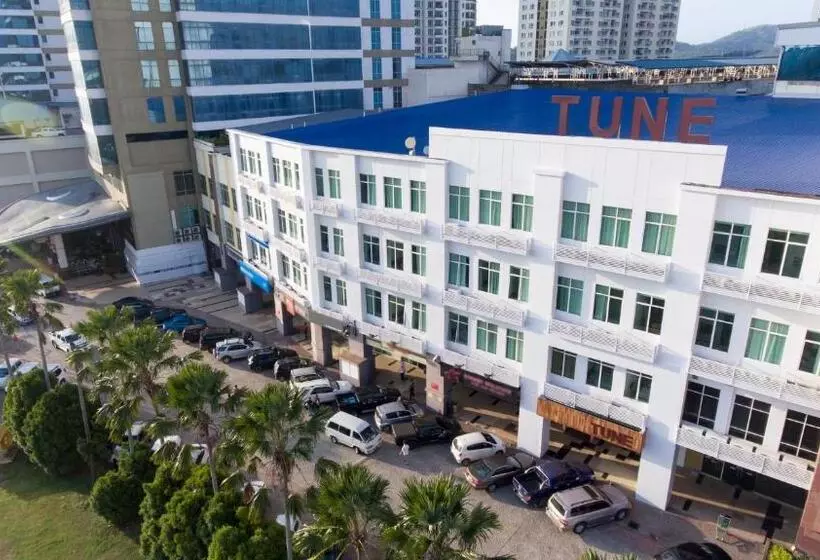 Tune Hotels   1 Borneo, Kota Kinabalu