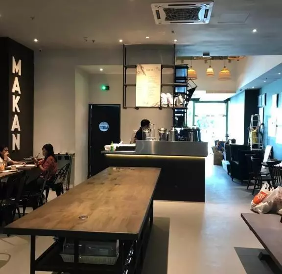 Tune Hotels   1 Borneo, Kota Kinabalu