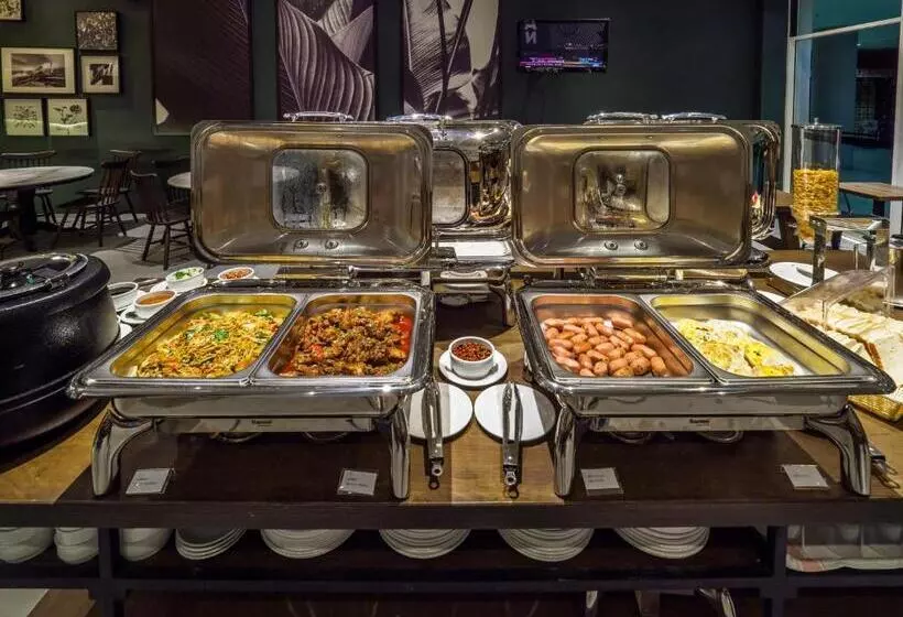 Tune Hotels   1 Borneo, Kota Kinabalu