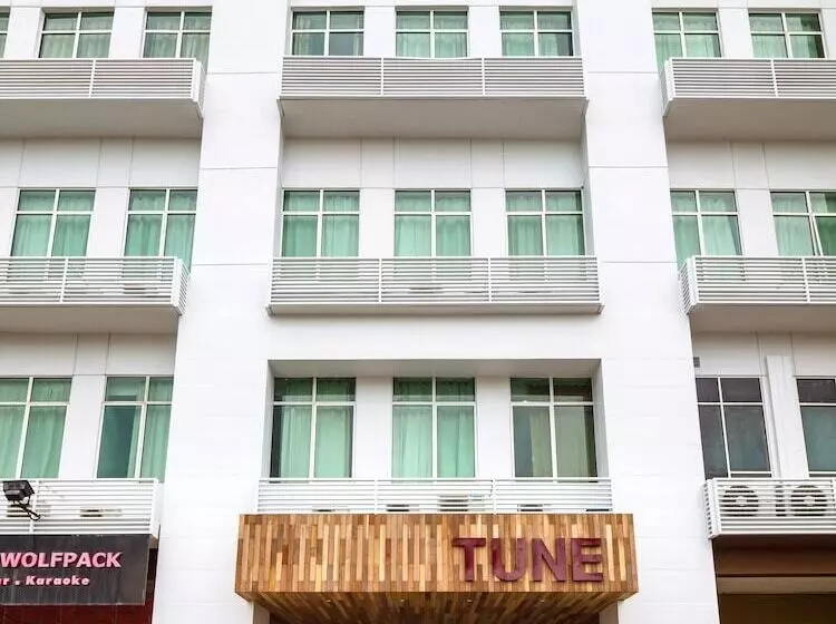 Tune Hotels   1 Borneo, Kota Kinabalu