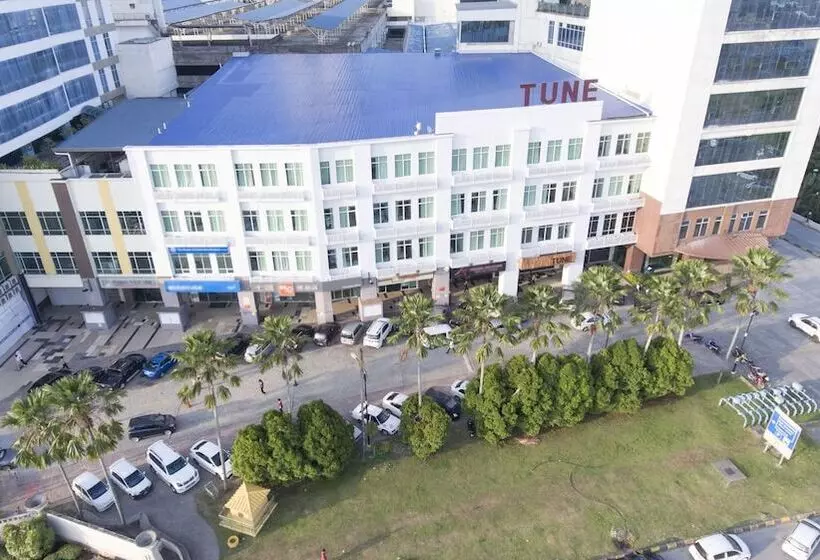 Tune Hotels   1 Borneo, Kota Kinabalu