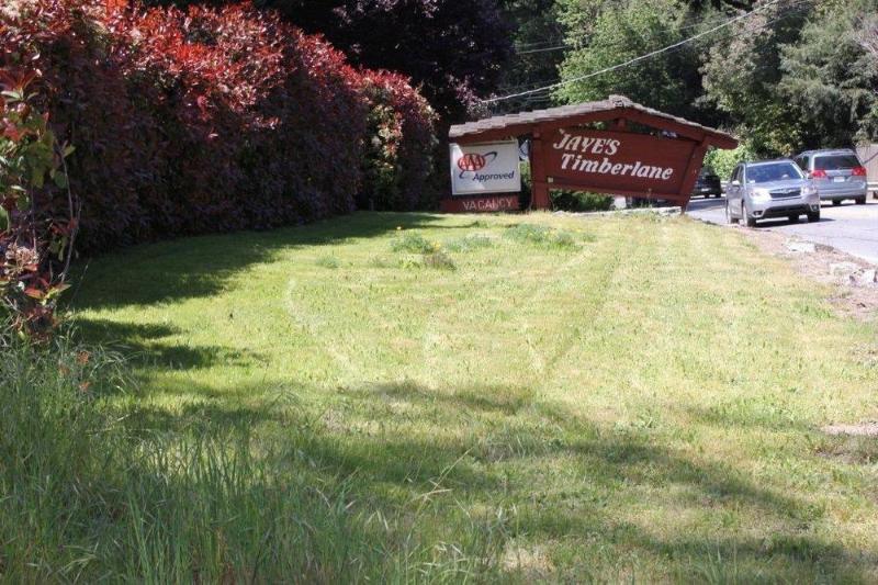 Jaye’s Timberlane Resort